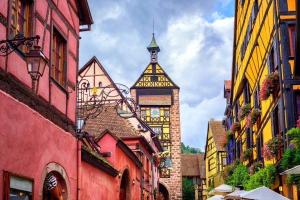 ALSACE_RIQUEWIHR_ETE_ISTOCK_XANTANA_ee39d5c18c